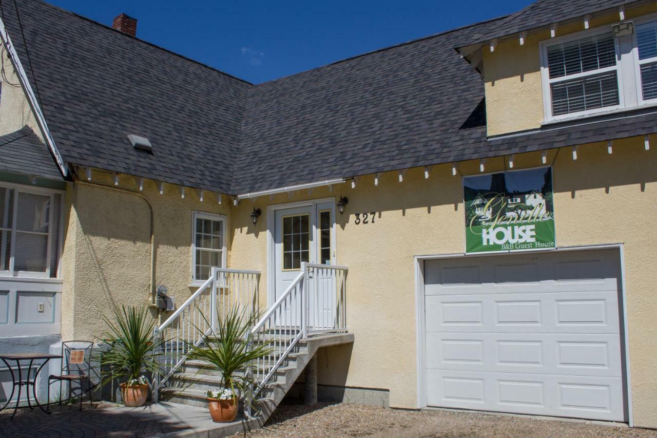 Genelle House B&B Guest House Exterior foto